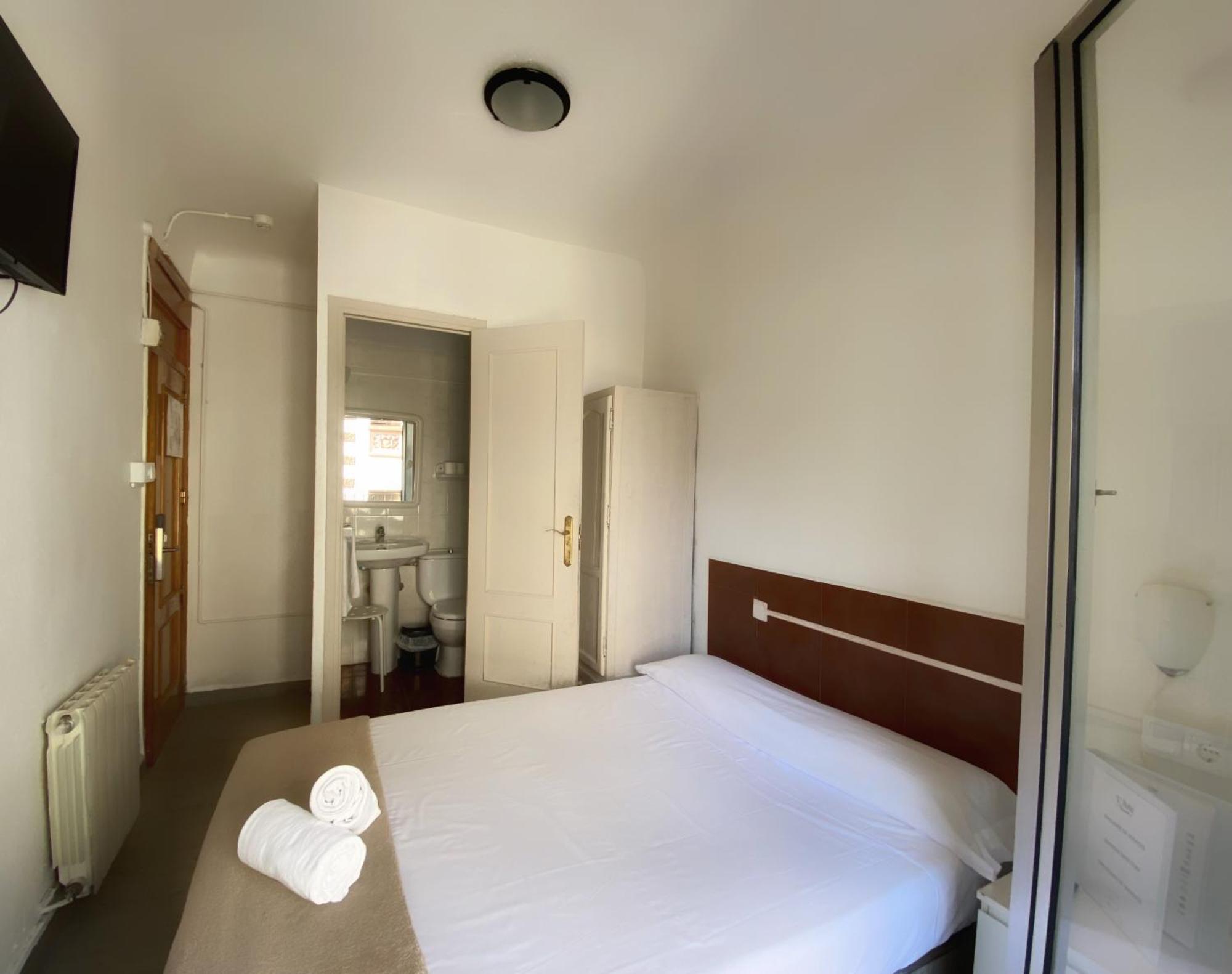 Latic Rooms Аликанте Екстериор снимка