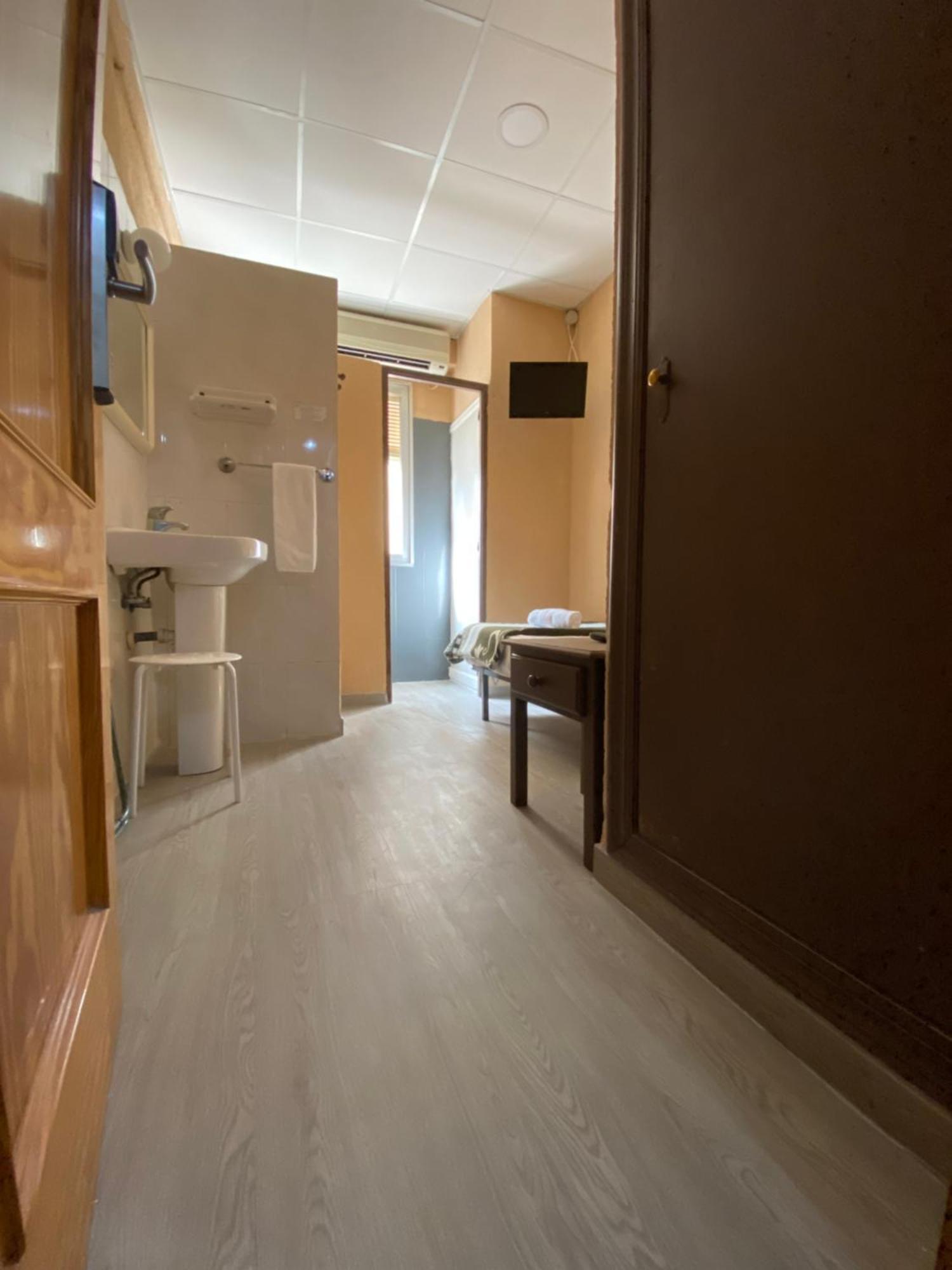 Latic Rooms Аликанте Екстериор снимка